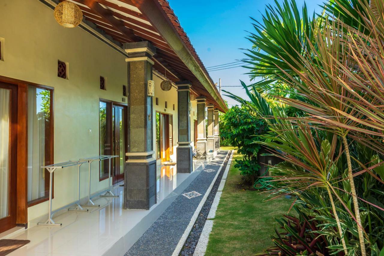 Lilis Cempaka Mas Guesthouse Canggu  Exterior photo