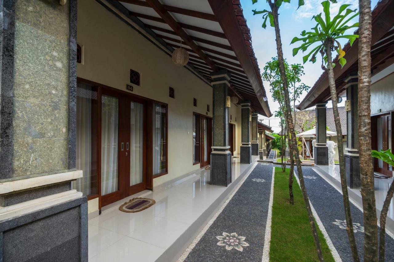 Lilis Cempaka Mas Guesthouse Canggu  Exterior photo