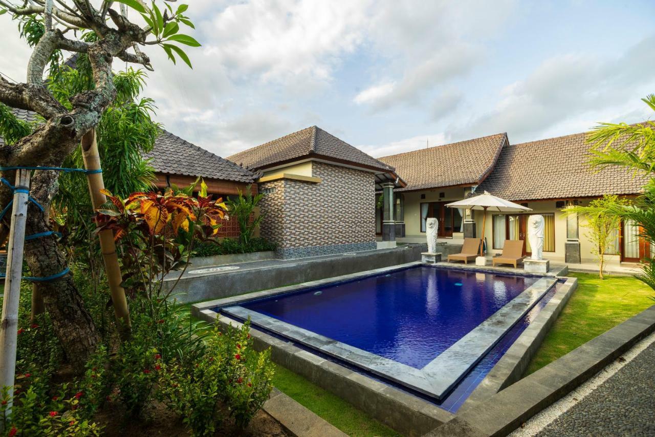 Lilis Cempaka Mas Guesthouse Canggu  Exterior photo